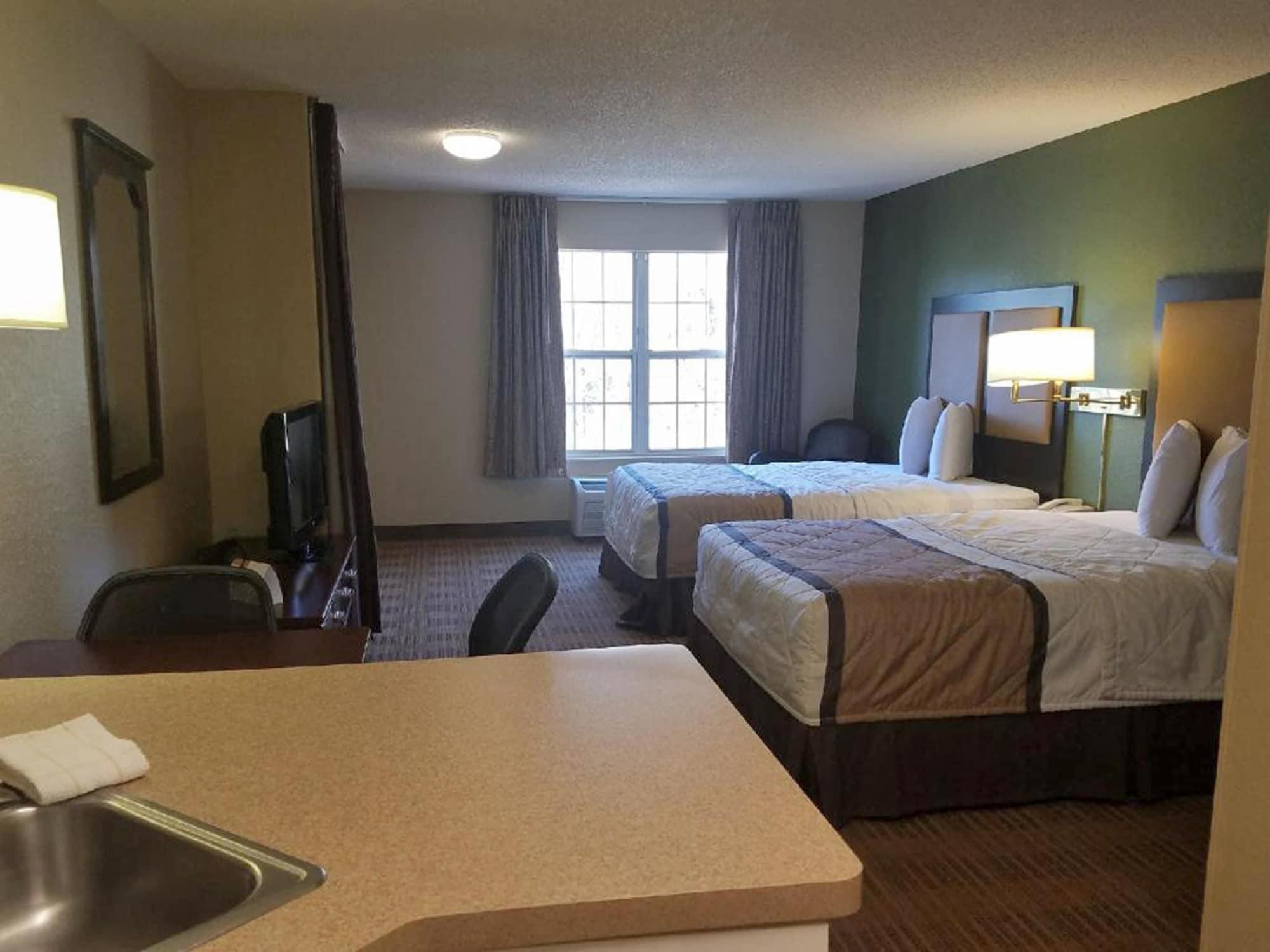 Extended America - - Financial Centre Parkway Hotel Little Rock